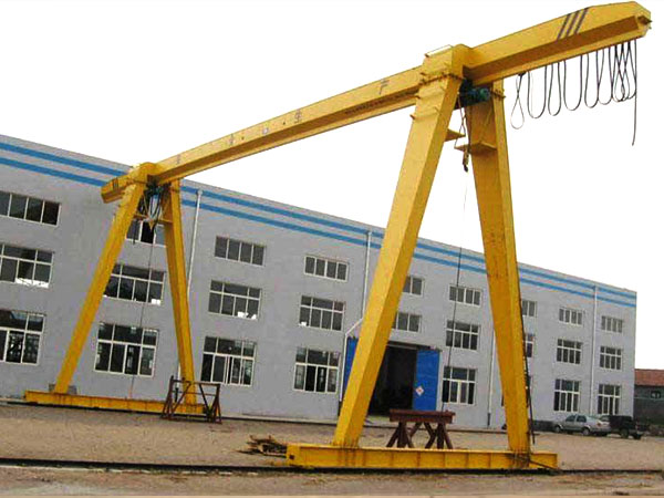 行吊和龍門吊是同一種設(shè)備嗎？